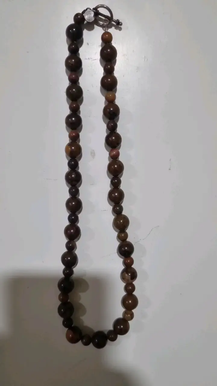 Collar de cuentas de piedra natural - 1