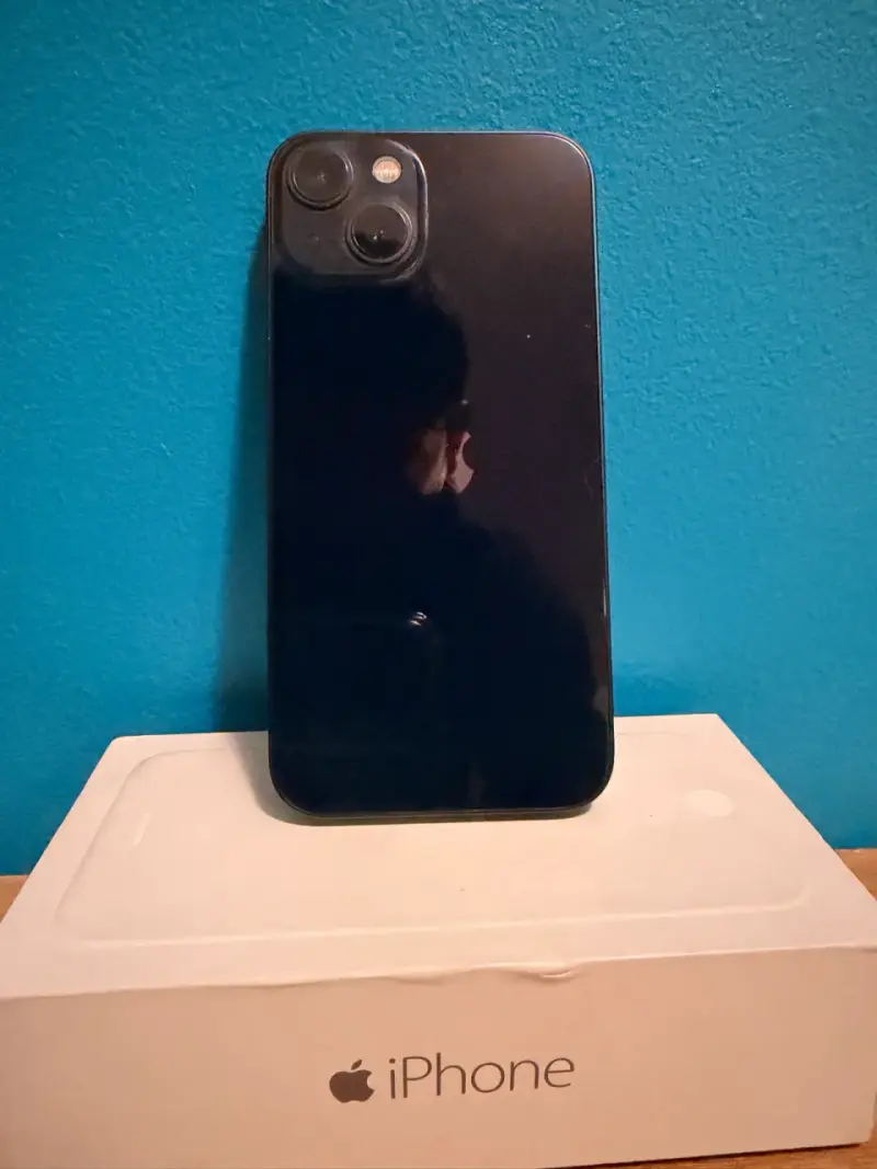 IPhone 13 - 1