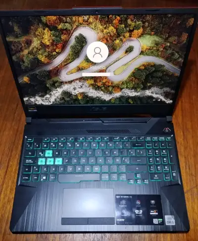 Laptop ASUS TUF Gaming F15 Intel i5 16gb RAM - miniatura 1