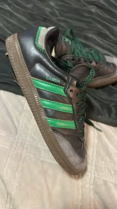 Zapatillas Adidas Samba negras y verdes - miniatura 2