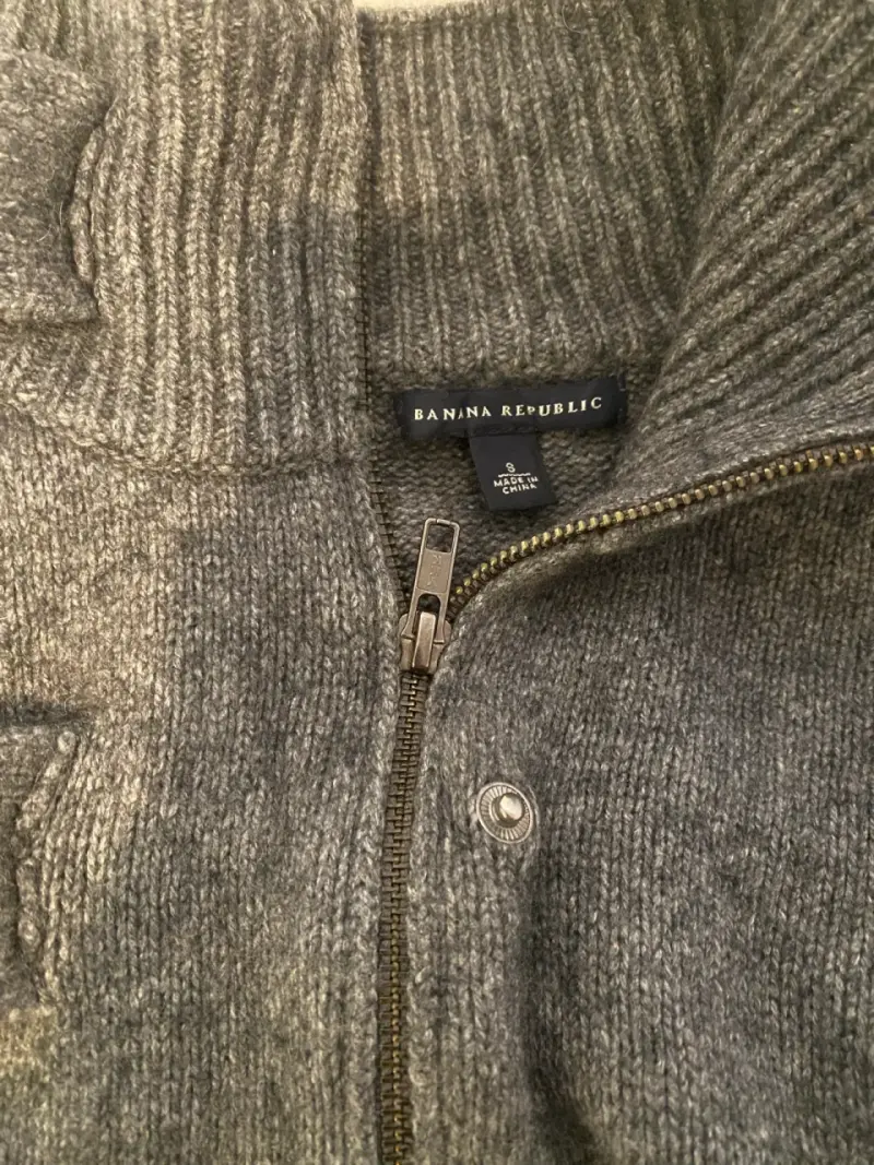Chaqueta de lana gris Banana Republic con botones decorativos - 3