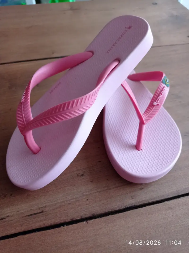 Sandalias Havaianas Rosadas para niña - 1