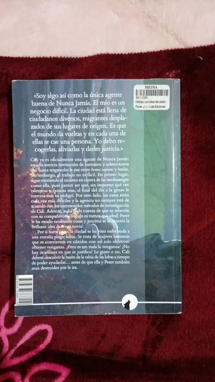 Libro Calliope Las Lobas del Otoño de J.L. Flores - 2