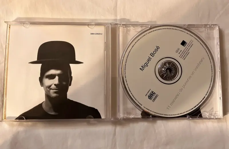 CD Miguel Bosé - 11 Maneras de Ponerse un Sombrero - 3