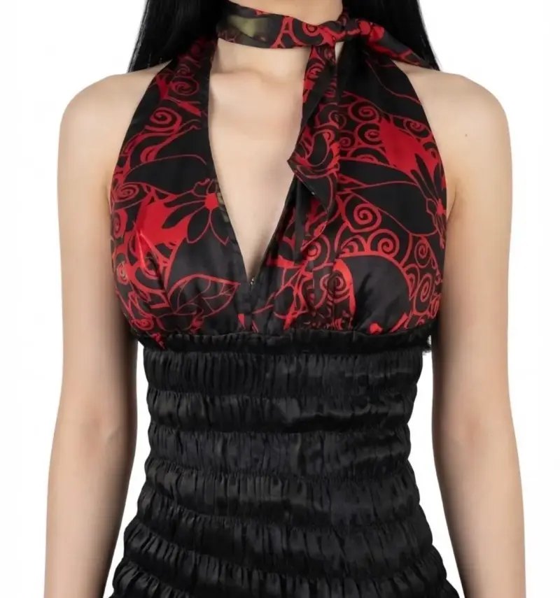 Top halter negro con estampado rojo floral y2k - 2