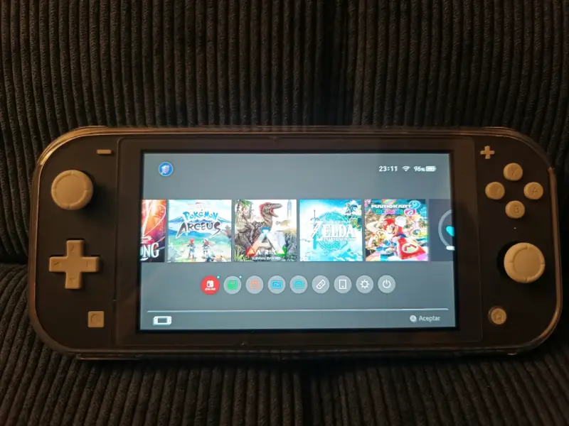 Nintendo Switch Lite desbloqueada - 2