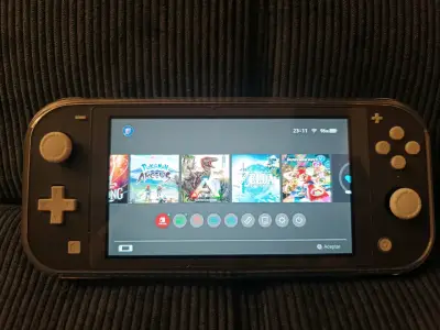 Nintendo Switch Lite desbloqueada - miniatura 2