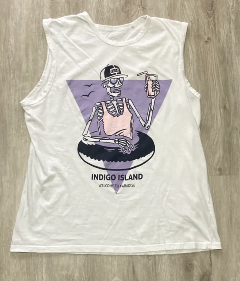 Polera sin mangas diseño de esqueleto