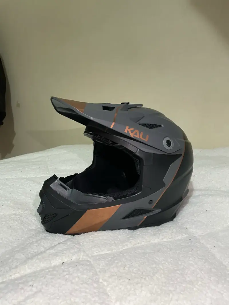 Casco de bicicleta KALI - 1