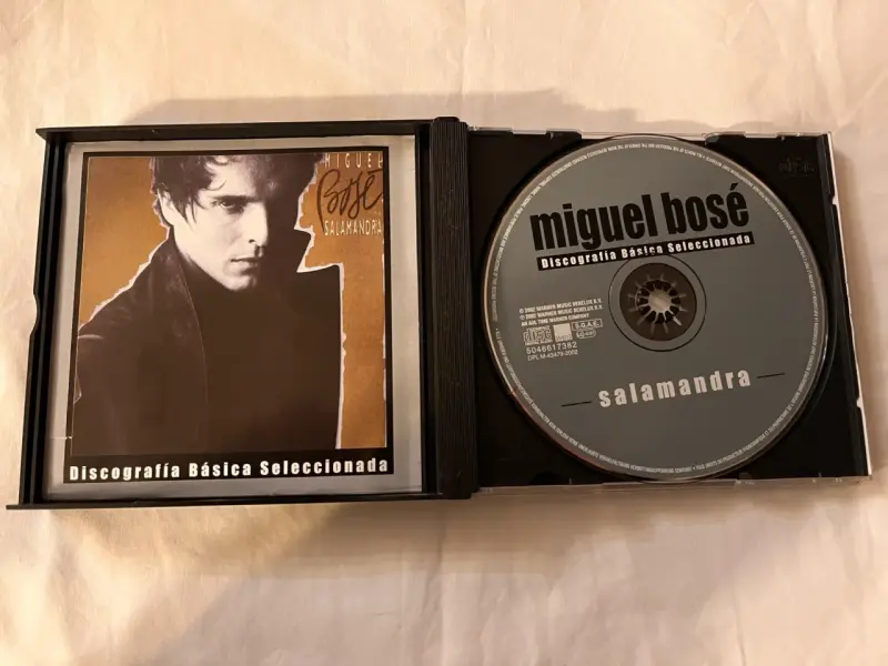 Colección de 3 CDs Miguel Bosé - Discografía Bás - 4