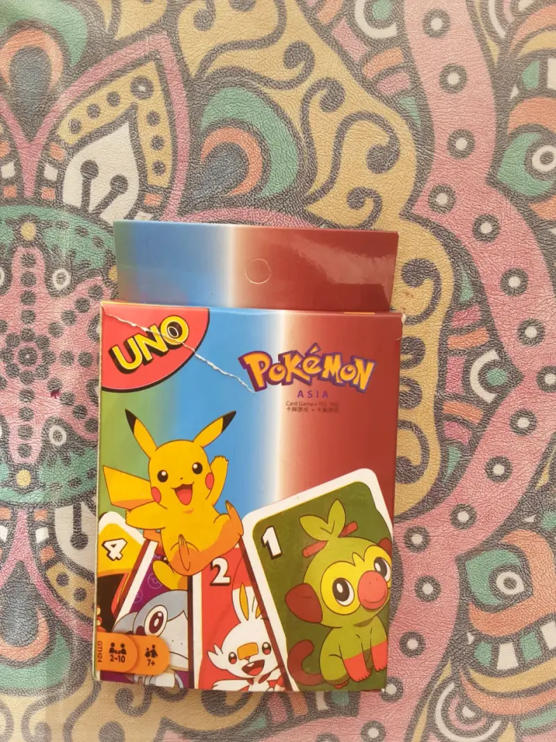 Juego de cartas UNO Pokémon + mini pokebola - 2