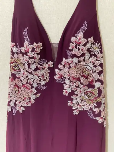 Vestido de gala burdeo • Talla M-L - miniatura 2