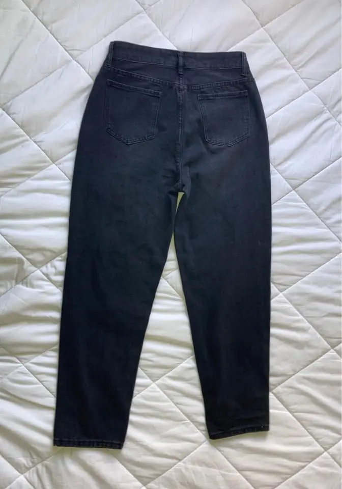Jeans negros de tiro alto para mujer - 2