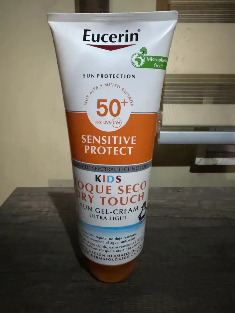 Protector Solar Eucerin Kids Toque Seco FPS 50+