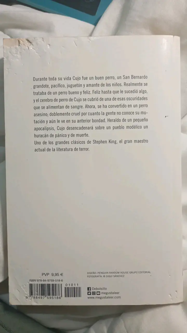 Libro 'Cujo' de Stephen King en buen estado - 2