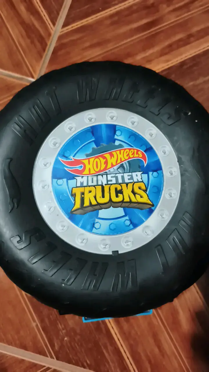 Pista de juego para autos con rampa y aro - 3