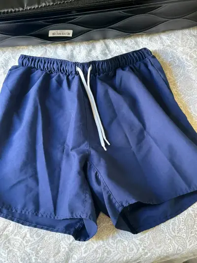 Shorts de baño azul marino para hombre - miniatura 1