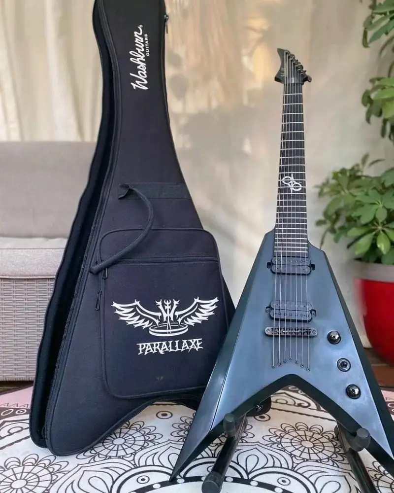 Guitarra eléctrica Washburn Parallaxe con funda