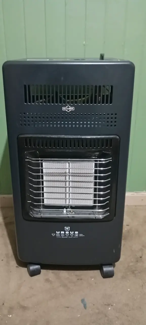 Estufa a gas Ursus Trotter con cilindro incluido - 1
