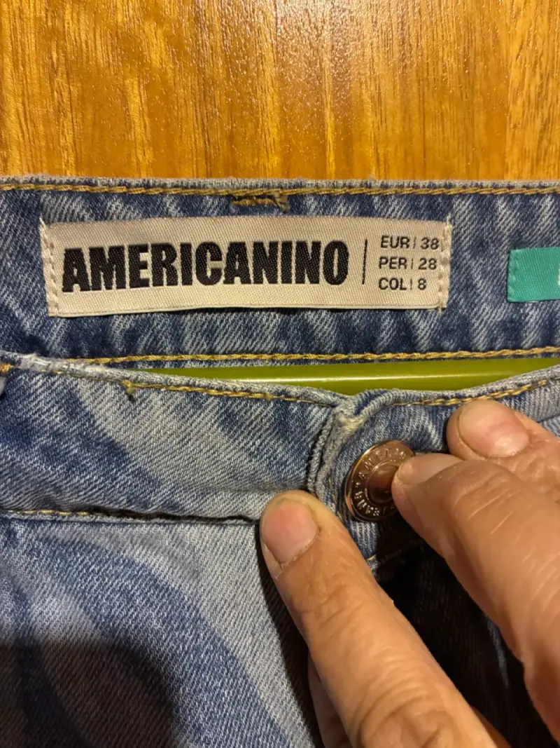 Jeans Americano tiro alto diseño geométrico - 4