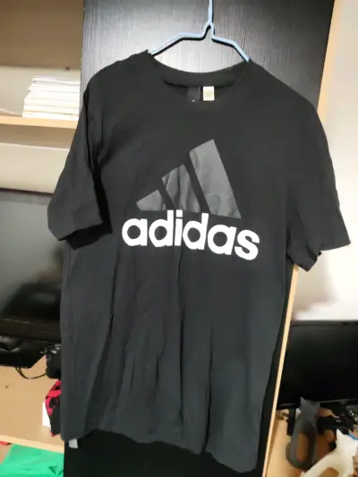 Polera Negra Adidas Logo Grande - miniatura 1