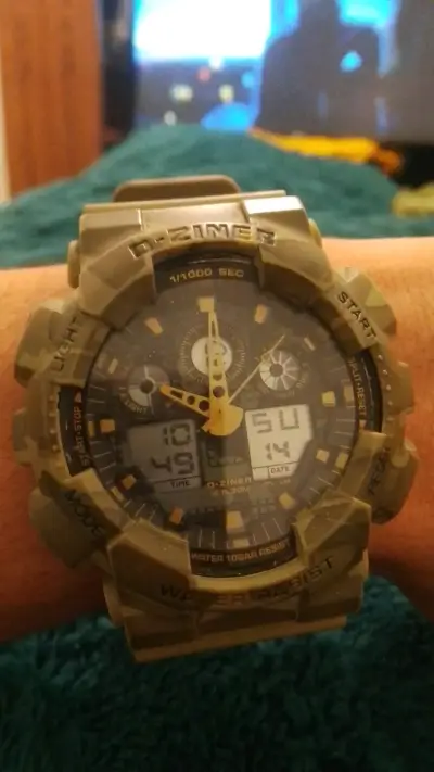 Reloj deportivo D-Ziner camuflaje resistente al agua - miniatura 1