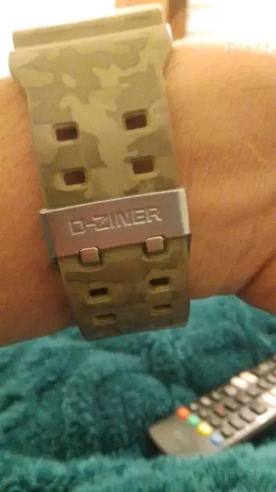 Reloj deportivo D-Ziner camuflaje resistente al agua - miniatura 2