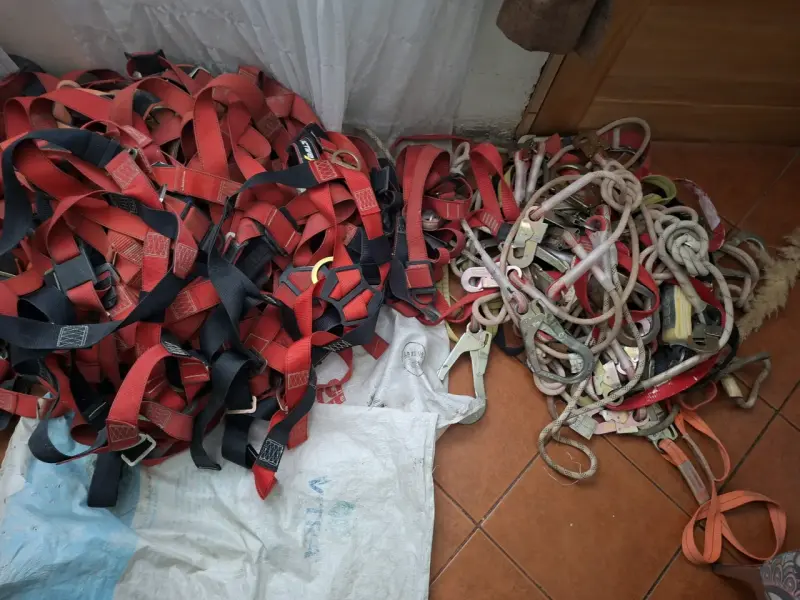 Arnés de seguridad +Cabo de vida...el par $10.000 - 3