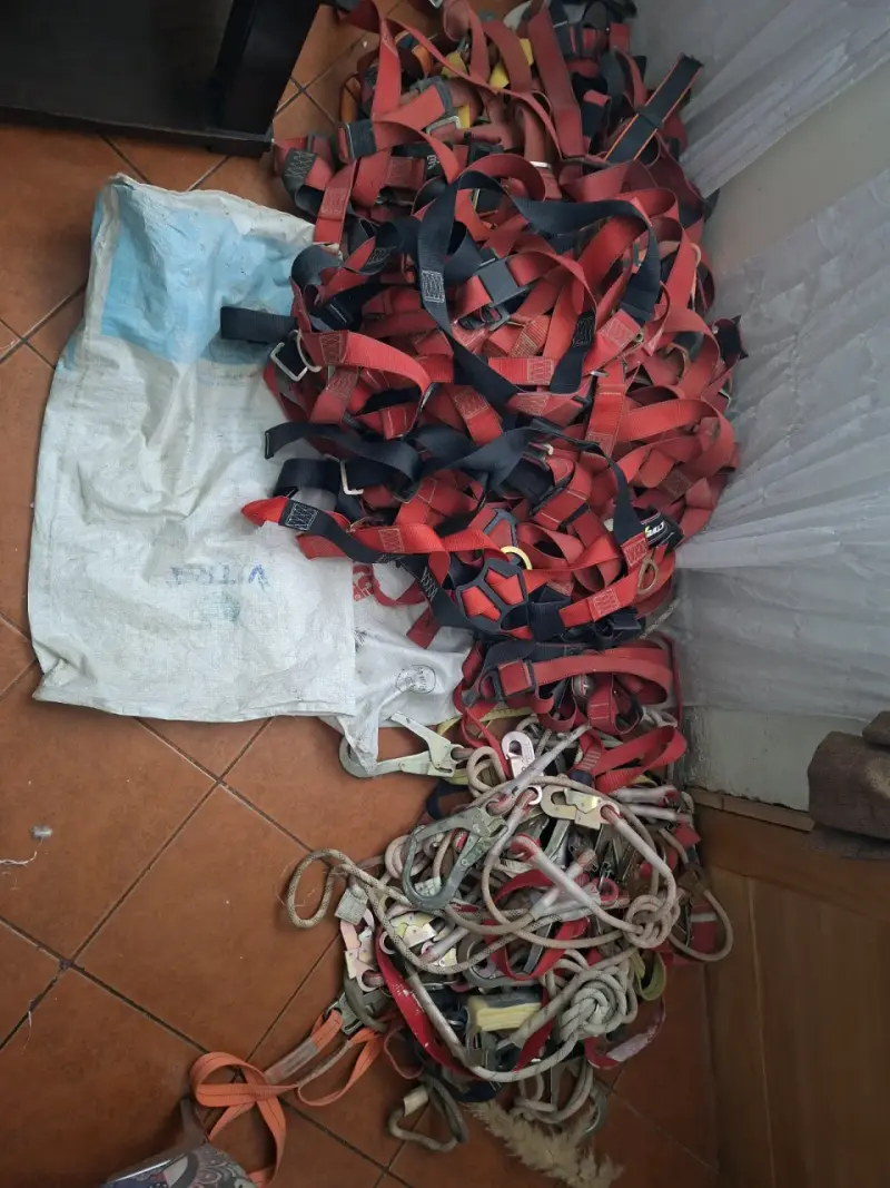 Arnés de seguridad +Cabo de vida...el par $10.000 - 5