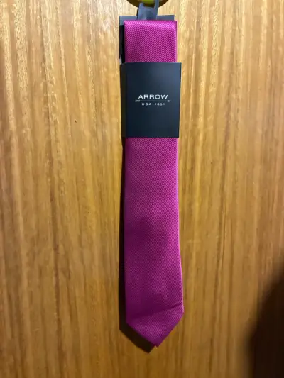 Corbata Fucsia Arrow Elegante - miniatura 1