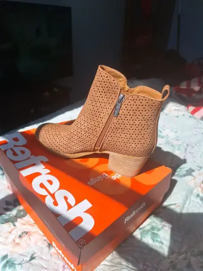 Botines camel de cuero sintético Refresh - miniatura 1