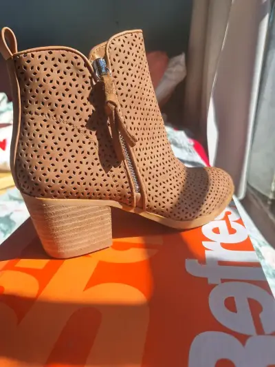 Botines camel de cuero sintético Refresh - miniatura 2
