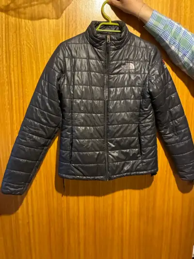 Chaqueta acolchada negra The North Face para hombre - miniatura 1
