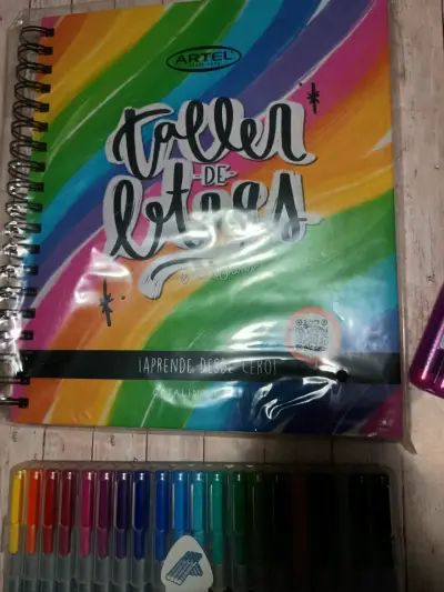 Set de Escritura Artel y Stabilo con Cuaderno de Letras - miniatura 6