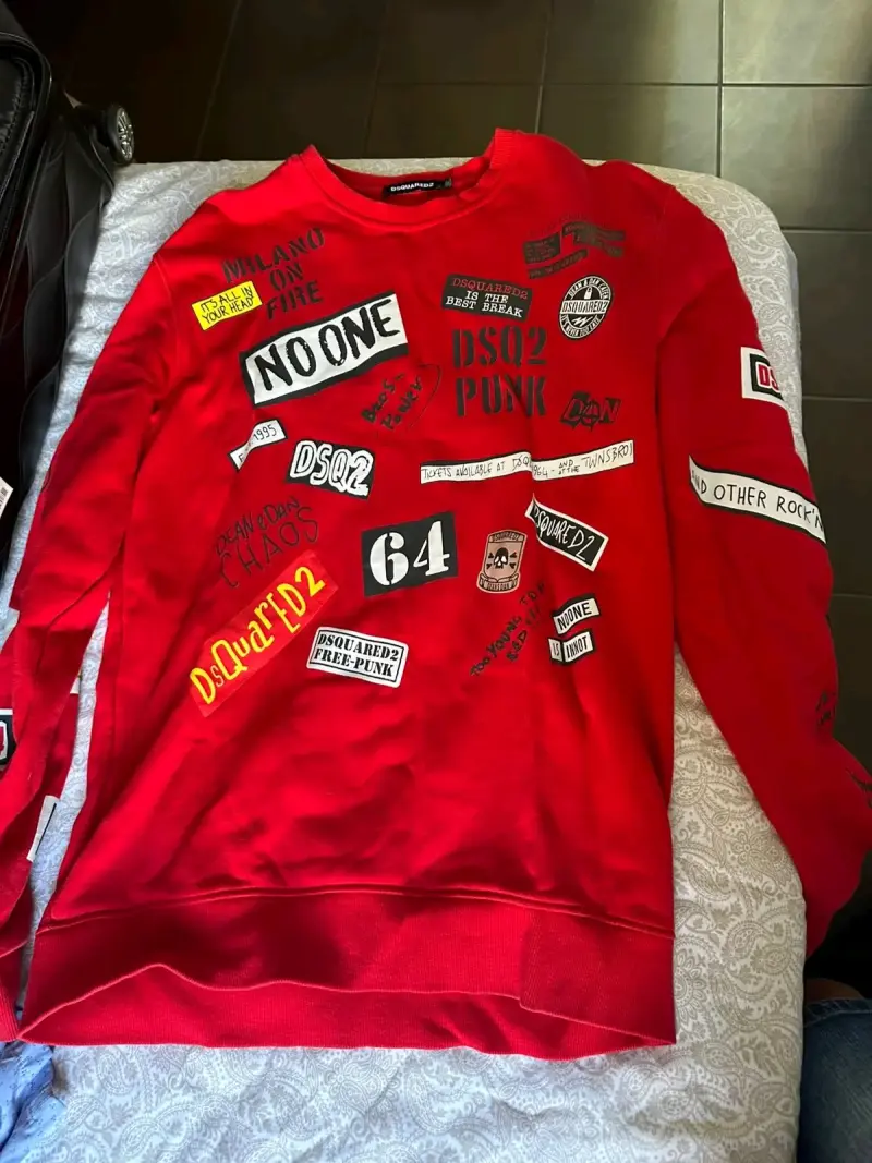 Polerón rojo con estampados Dsquared2