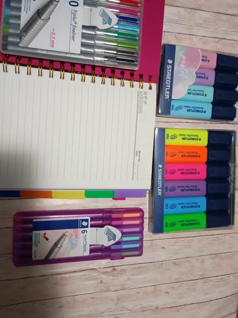 Set de Papelería Staedtler con Cuaderno - 3