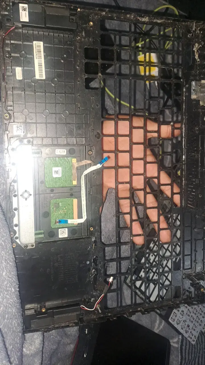 Teclado y carcasa para laptop ASUS - 4