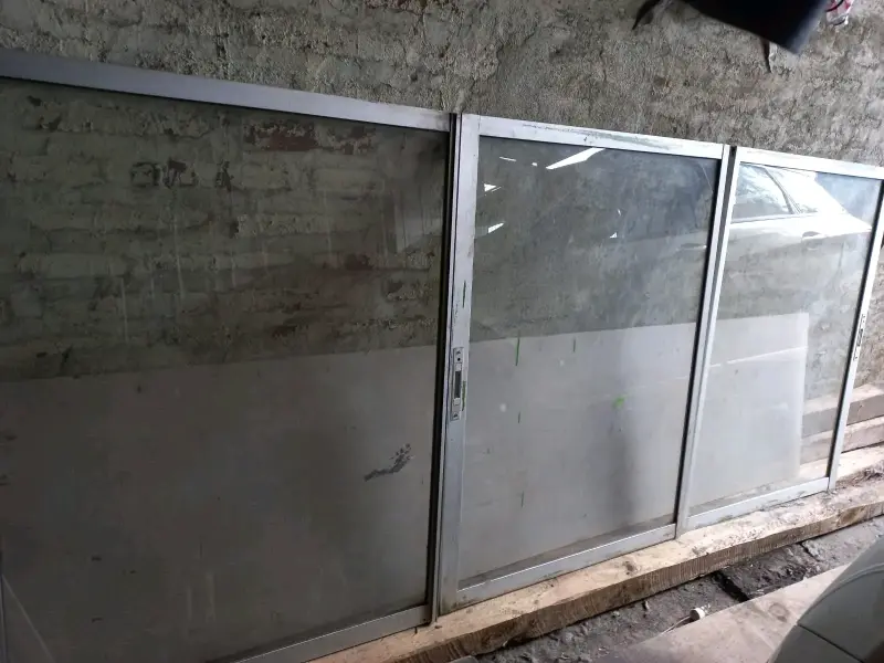 Ventana corredera de aluminio y vidrio - 3