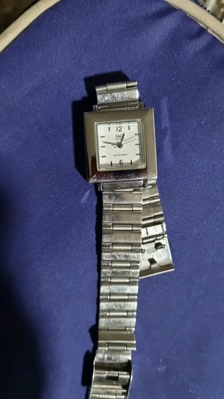 Reloj de pulsera Q&Q acero inoxidable - 2