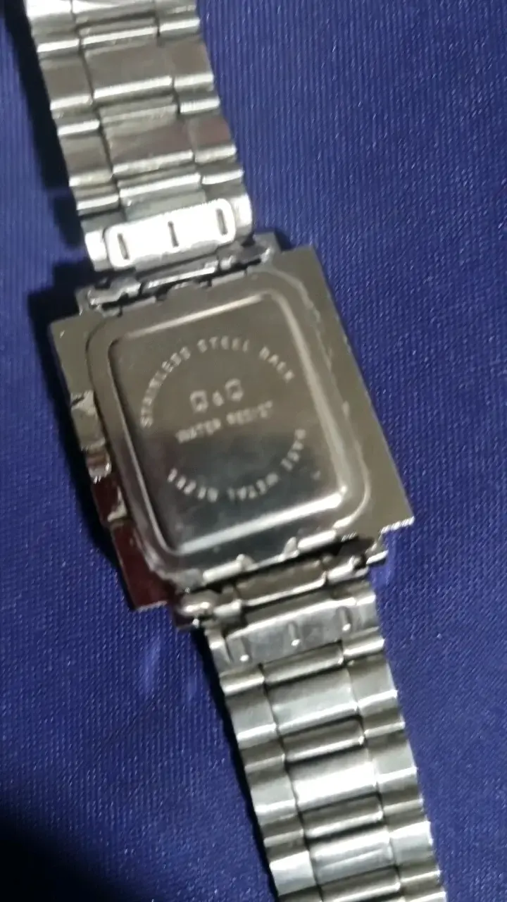 Reloj de pulsera Q&Q acero inoxidable - 4