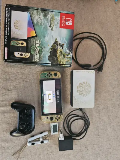 Nintendo Switch OLED Edición Zelda con accesorios - miniatura 1