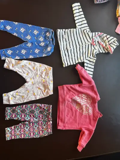 Lote de ropa para bebé 3 a 6 meses, 22 piezas - miniatura 5