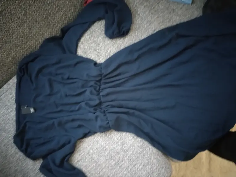 Vestido azul oscuro manga larga
