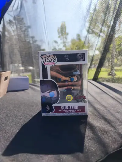 Set de Figuras Funko Pop Baymax, Sub-Zero y Mandalorian - miniatura 3