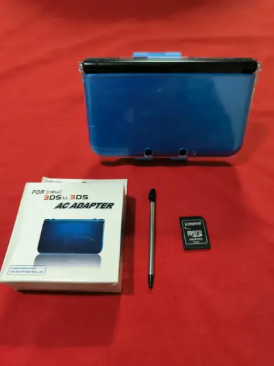 Nintendo 3DS XL Azul con Negro + 32GB + 14 Juegos - miniatura 1