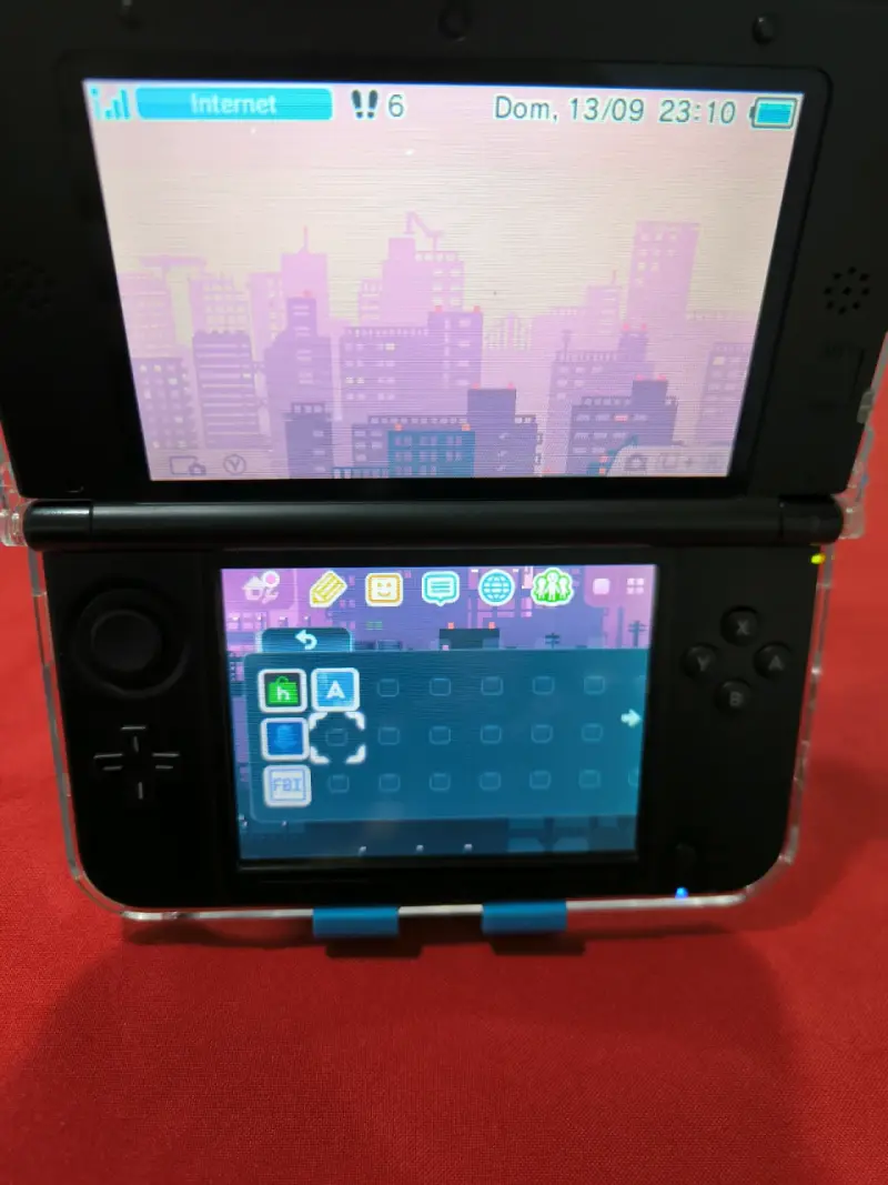 Nintendo 3DS XL Azul con Negro + 32GB + 14 Juegos - 4