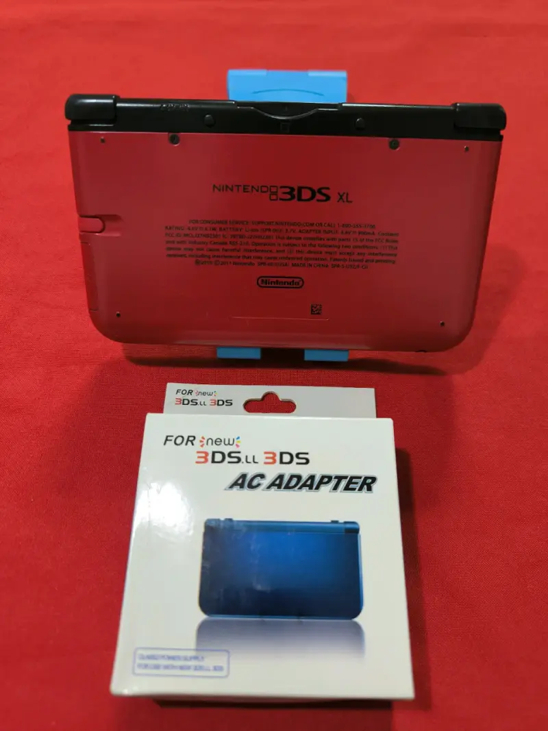 Nintendo 3DS XL Roja con Negro + 32GB + 14 Juegos - 2