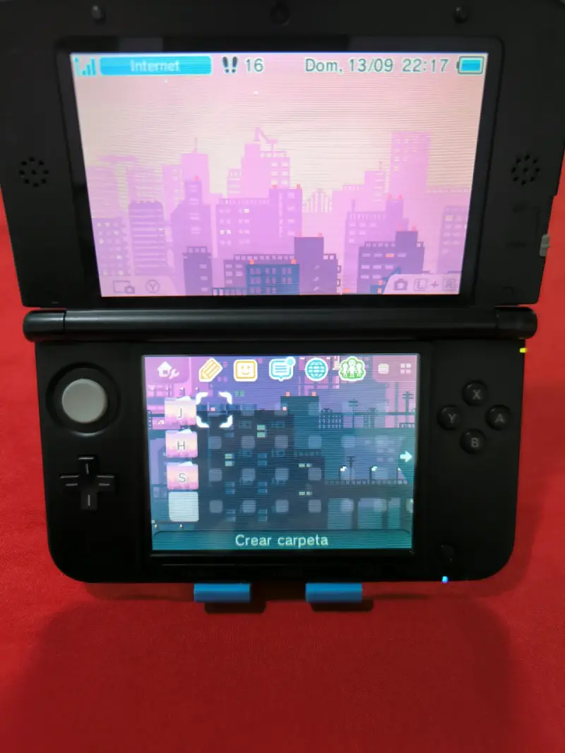 Nintendo 3DS XL Roja con Negro + 32GB + 14 Juegos - 6