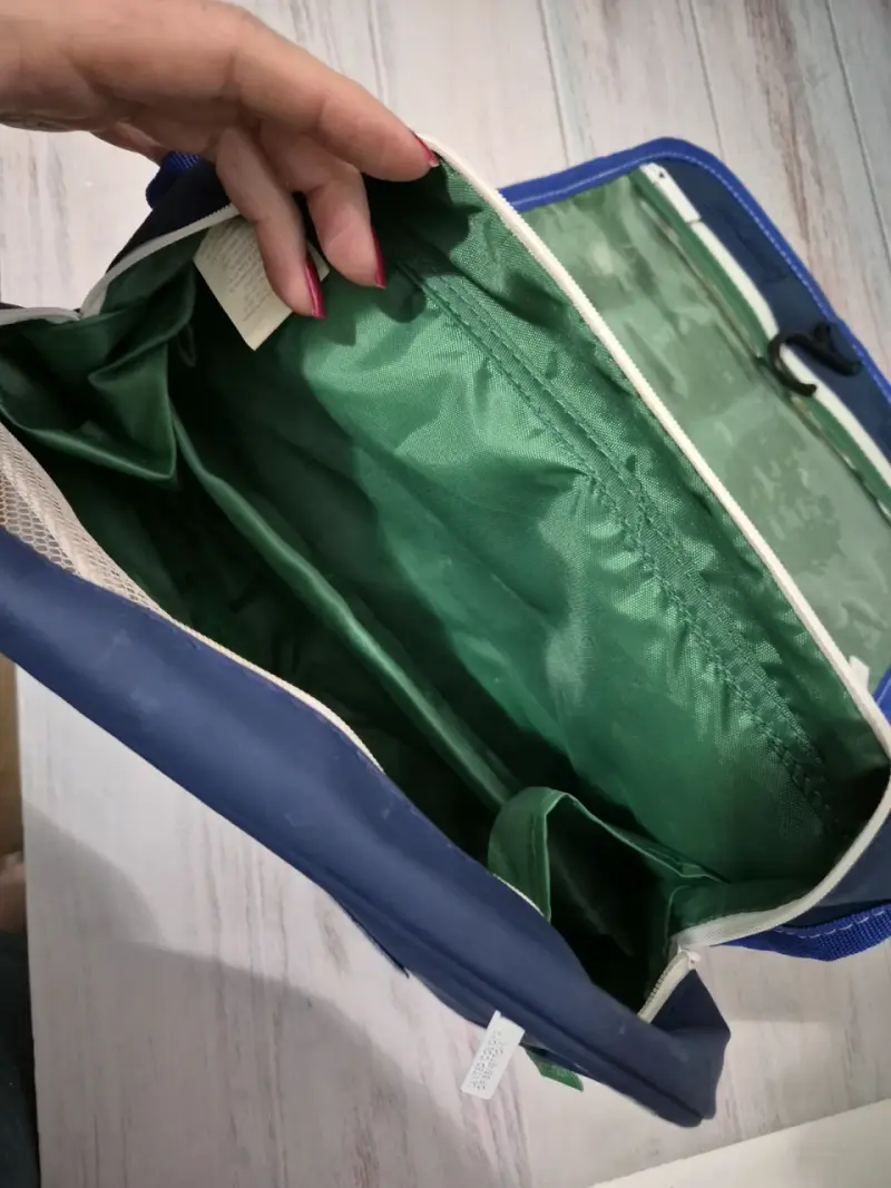 Neceser de viaje azul BENETTON - 2