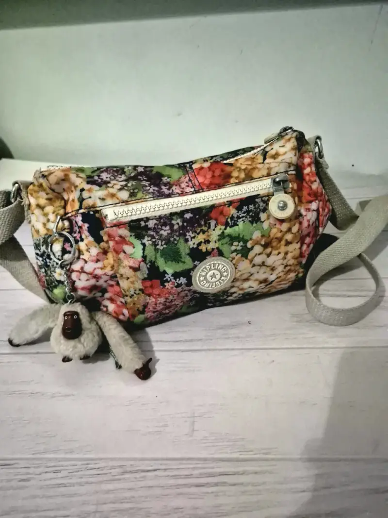 Bolso Crossbody Kipling estampado Garden Party